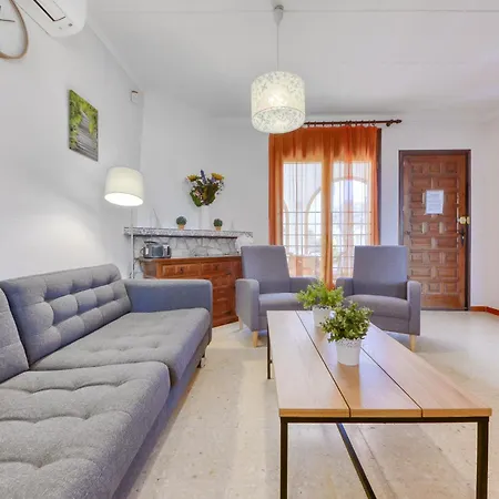 Holiday home Requesens By Interhome