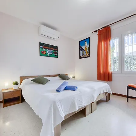 Requesens By Interhome Empuriabrava