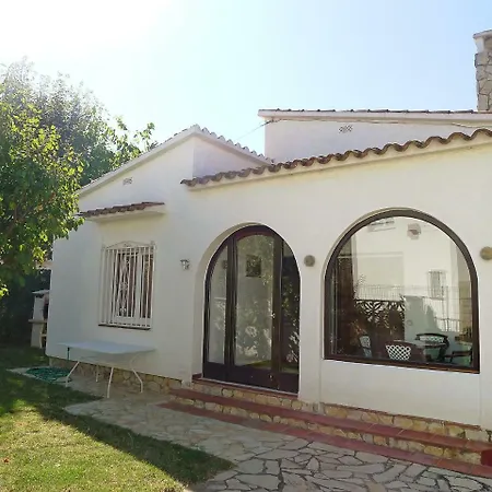Requesens By Interhome * Empuriabrava